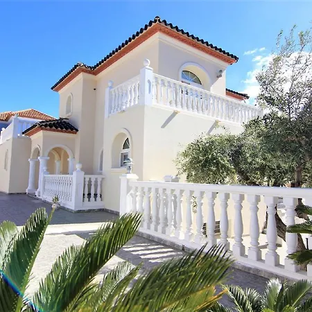 Villagarden Villa